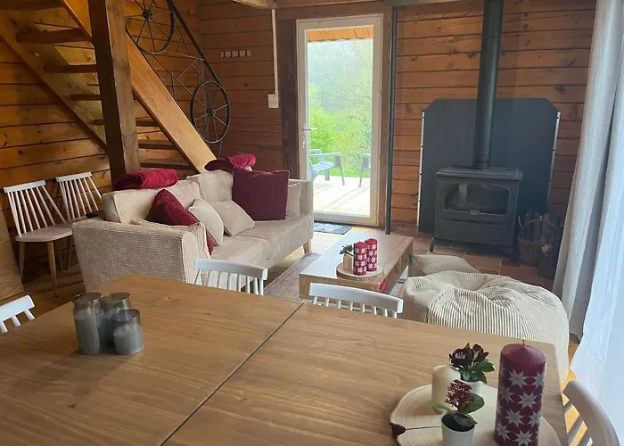 בית נופש Du Trefle Chalais (Dordogne)