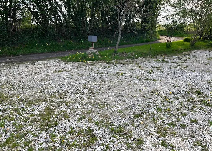 Du Trefle * Chalais (Dordogne)